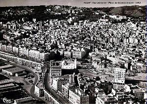 Alger - Vue Aerienne - Centre - Place du Gouvernement - 1952
